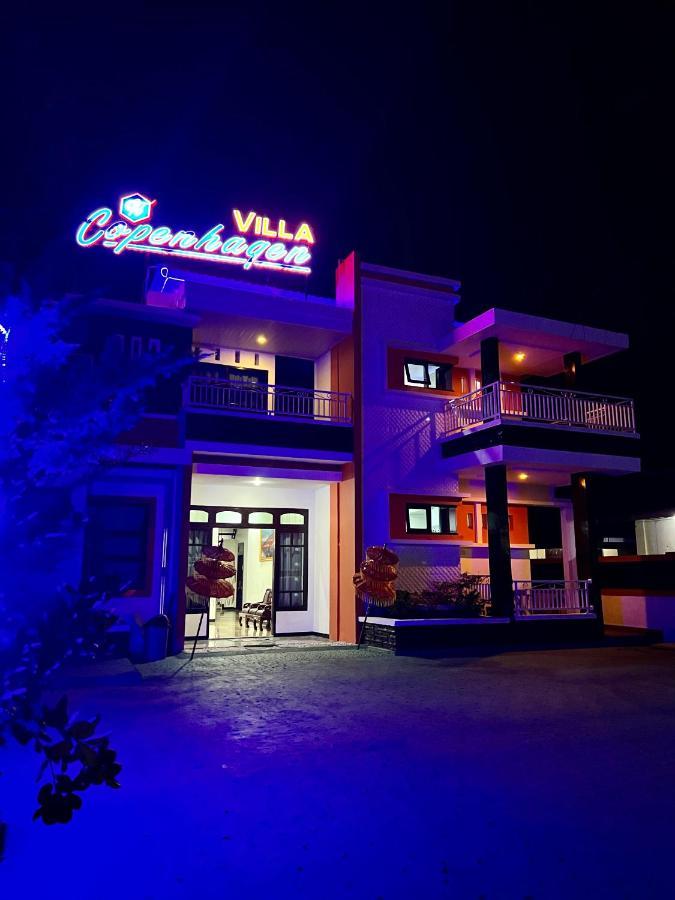 Villa Copenhagen Bukittinggi Luaran gambar